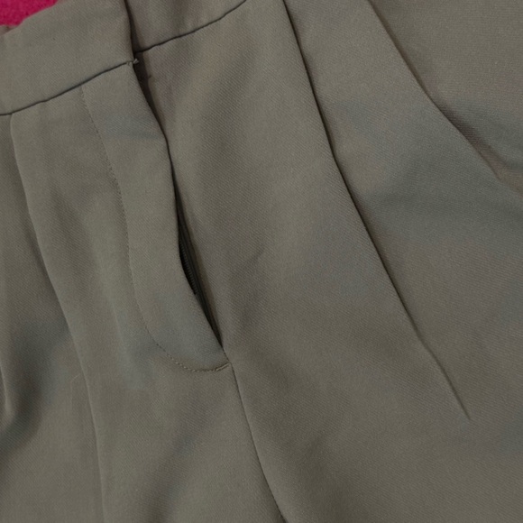 Abercrombie & Fitch Taupe Pants - NWOT - Picture 3 of 5